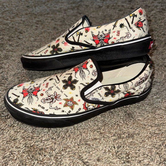 Custom Stranger Things Vans - Picture 3 of 4